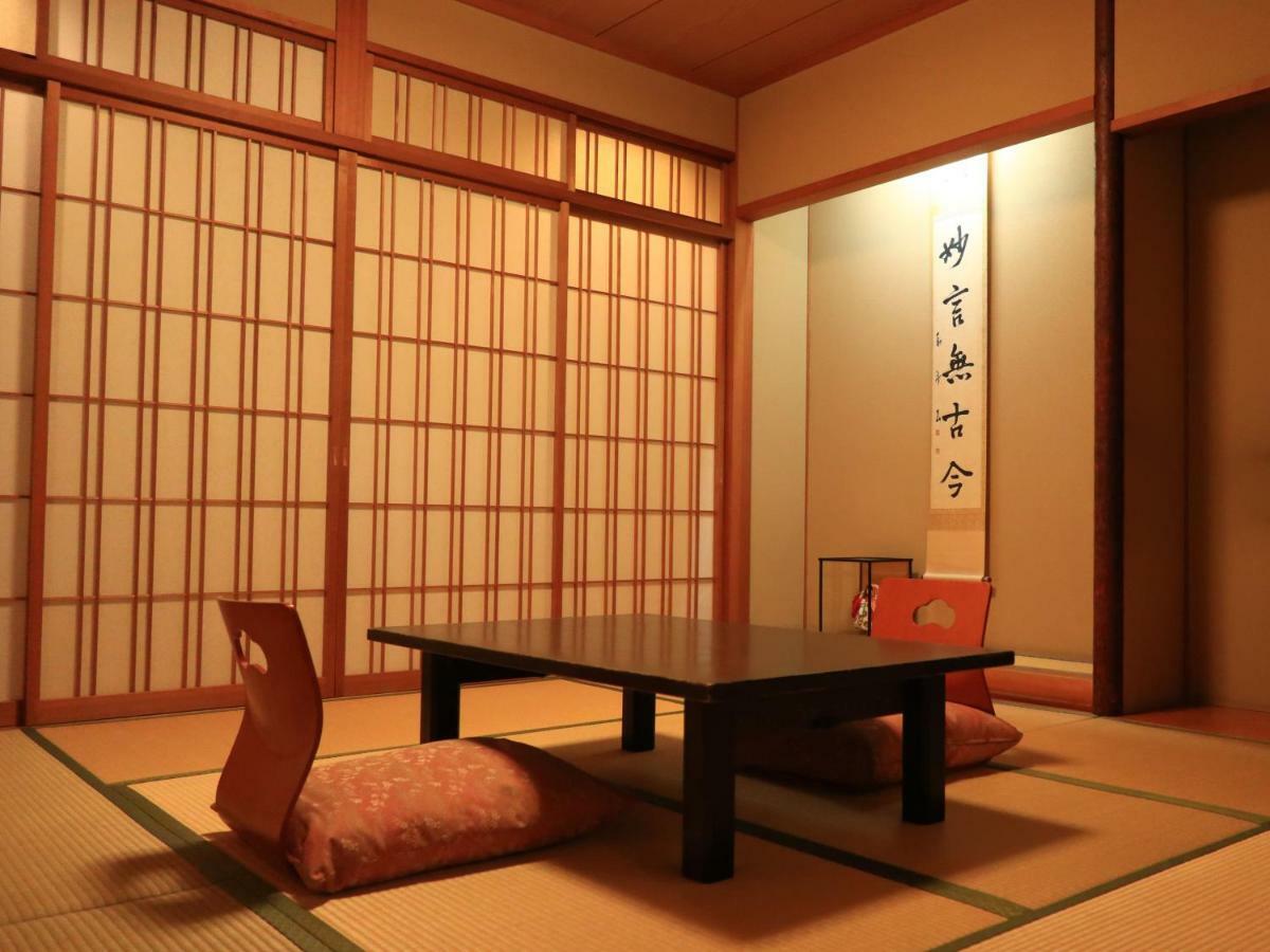 Izumiya Ryokan Киото Екстериор снимка