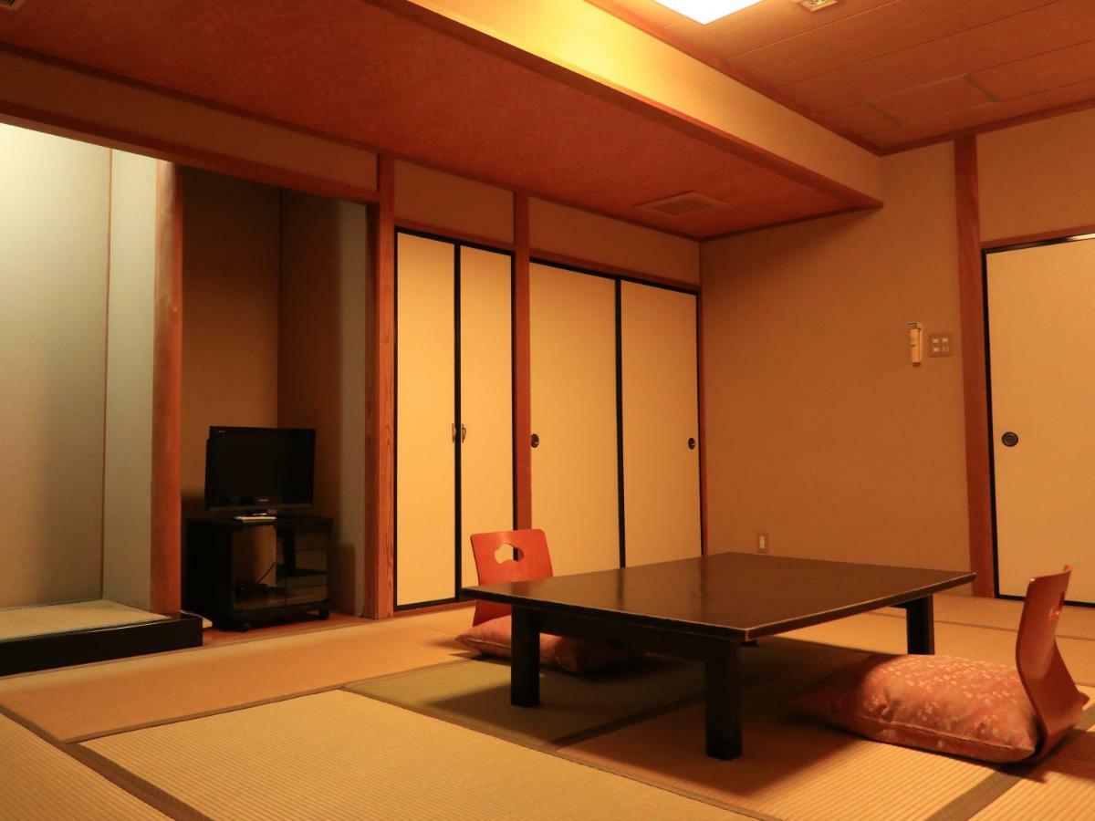 Izumiya Ryokan Киото Екстериор снимка