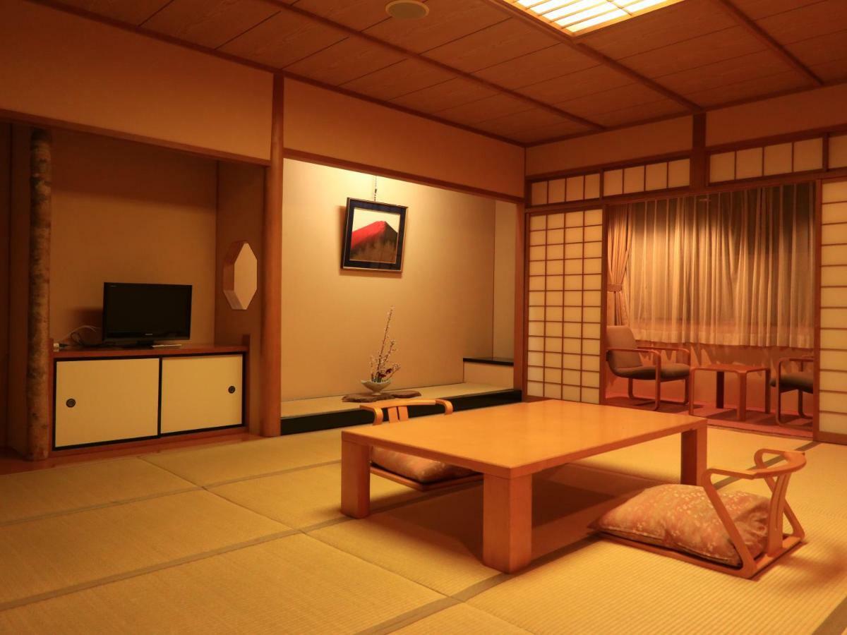 Izumiya Ryokan Киото Екстериор снимка