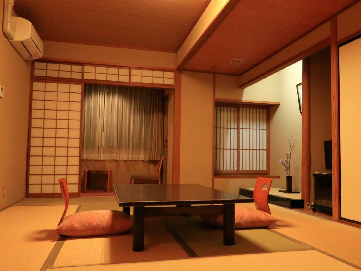 Izumiya Ryokan Киото Екстериор снимка